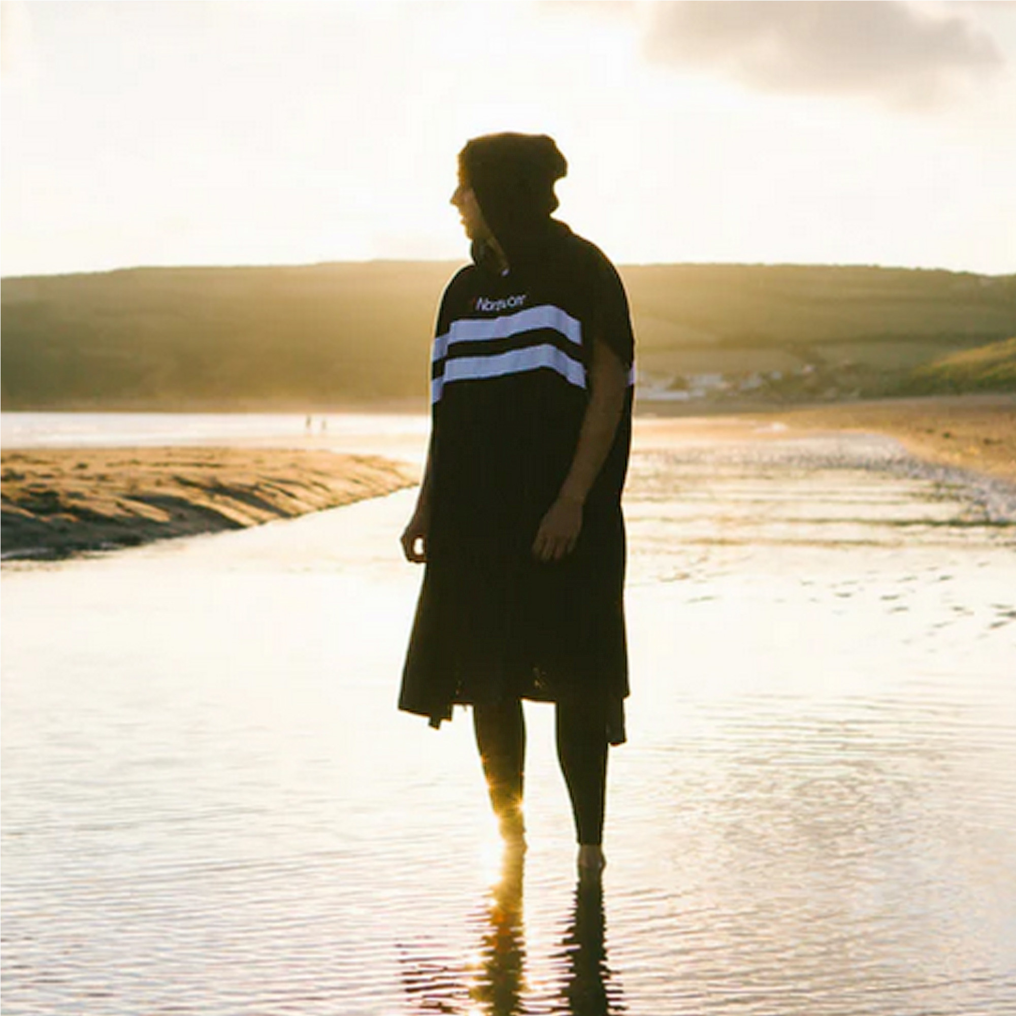 2025 Northcore Beach Basha Stripe Hooded Towel Changing Robe / Poncho NOCO241 - Blue